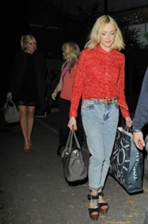 Fearne Cotton feet photo thumbnail