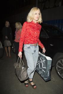 Fearne Cotton feet photo thumbnail