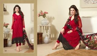 Hansika Motwani feet photo thumbnail