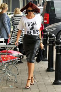 Amy Childs feet photo thumbnail