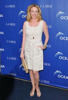 Virginia Madsen feet photo thumbnail