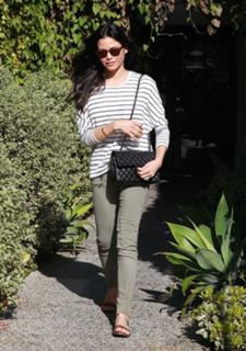 Jenna Dewan feet photo thumbnail