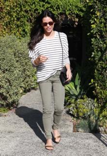 Jenna Dewan feet photo thumbnail