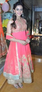 Rakul Preet Singh feet photo thumbnail
