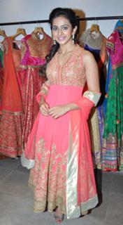 Rakul Preet Singh feet photo thumbnail