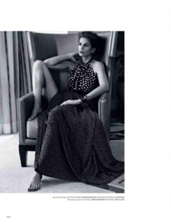 Cindy Crawford feet photo thumbnail