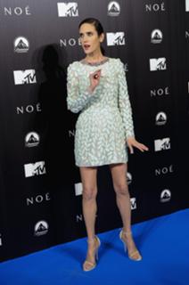 Jennifer Connelly feet photo thumbnail