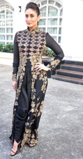 Kareena Kapoor feet photo thumbnail