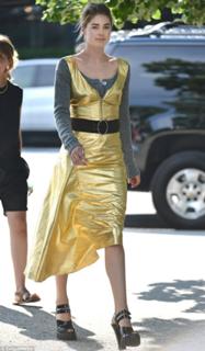 Doutzen Kroes feet photo thumbnail