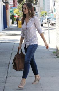 Minka Kelly feet photo thumbnail