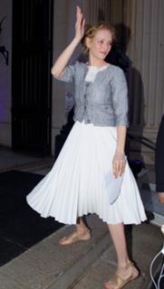 Uma Thurman feet photo thumbnail
