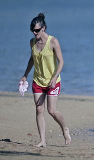 Jennifer Garner feet photo thumbnail