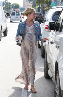 Kristin Cavallari feet photo thumbnail