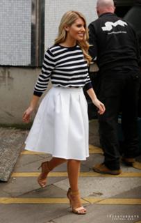 Mollie King feet photo thumbnail