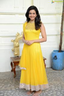 Rakul Preet Singh feet photo thumbnail