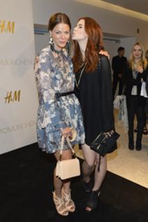 Lena Meyer-Landrut feet photo thumbnail
