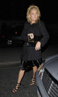 Kate Hudson feet photo thumbnail