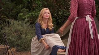 Dove Cameron feet photo thumbnail