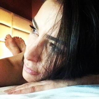 Franciely Freduzeski feet photo thumbnail