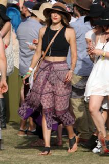 Katharine McPhee feet photo thumbnail