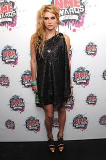 Kesha feet photo thumbnail