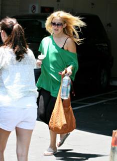 Kate Hudson feet photo thumbnail