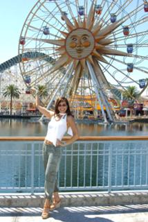 Constance Marie feet photo thumbnail