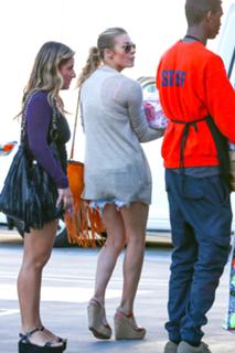 LeAnn Rimes feet photo thumbnail