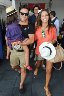 Paula Echevarría feet photo thumbnail