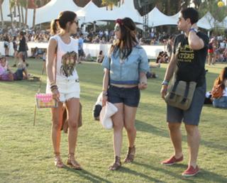 Camilla Belle feet photo thumbnail