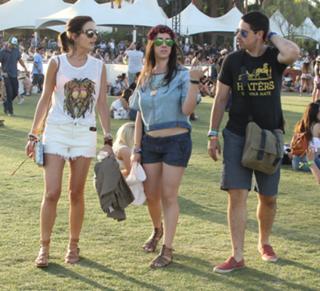 Camilla Belle feet photo thumbnail