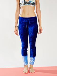 Jasmine Sanders feet photo thumbnail