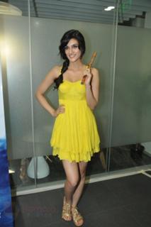 Kriti Sanon feet photo 5