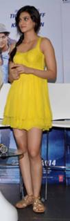 Kriti Sanon feet photo thumbnail