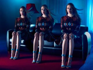 Elizabeth Olsen feet photo thumbnail