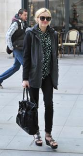 Fearne Cotton feet photo thumbnail