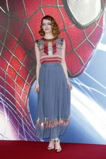 Emma Stone feet photo thumbnail