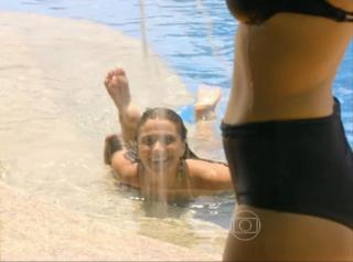 Giovanna Antonelli feet photo thumbnail