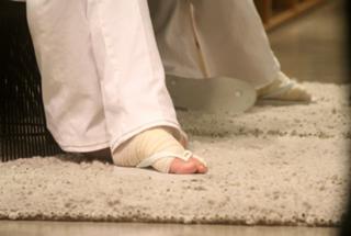 Giovanna Antonelli feet photo thumbnail