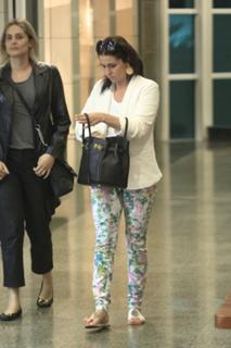 Giovanna Antonelli feet photo thumbnail