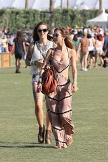 Audrina Patridge feet photo thumbnail