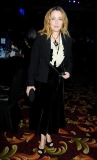 Gillian Anderson feet photo thumbnail