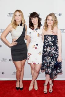 Gillian Jacobs feet photo thumbnail