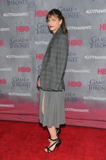 Amanda Peet feet photo thumbnail