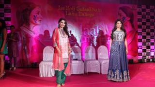Madhuri Dixit feet photo thumbnail