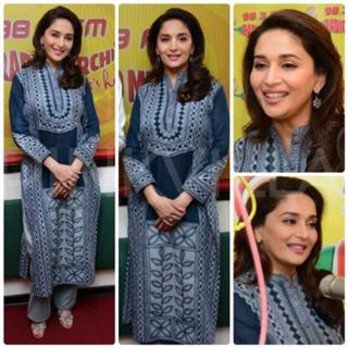 Madhuri Dixit feet photo thumbnail
