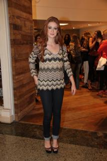 Marina Ruy Barbosa feet photo thumbnail