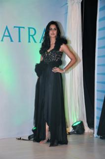 Katrina Kaif feet photo thumbnail