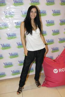 Eva Decastelo feet photo 3
