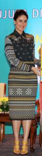 Kareena Kapoor feet photo thumbnail
